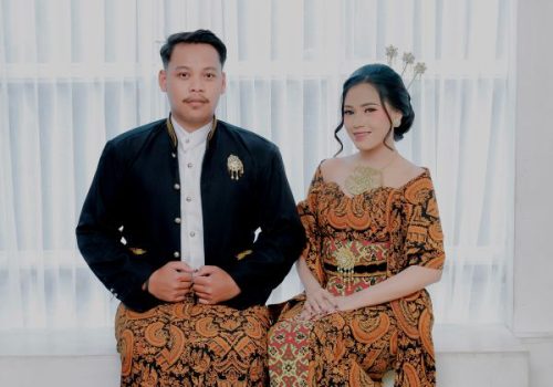 Dewi Amin 16